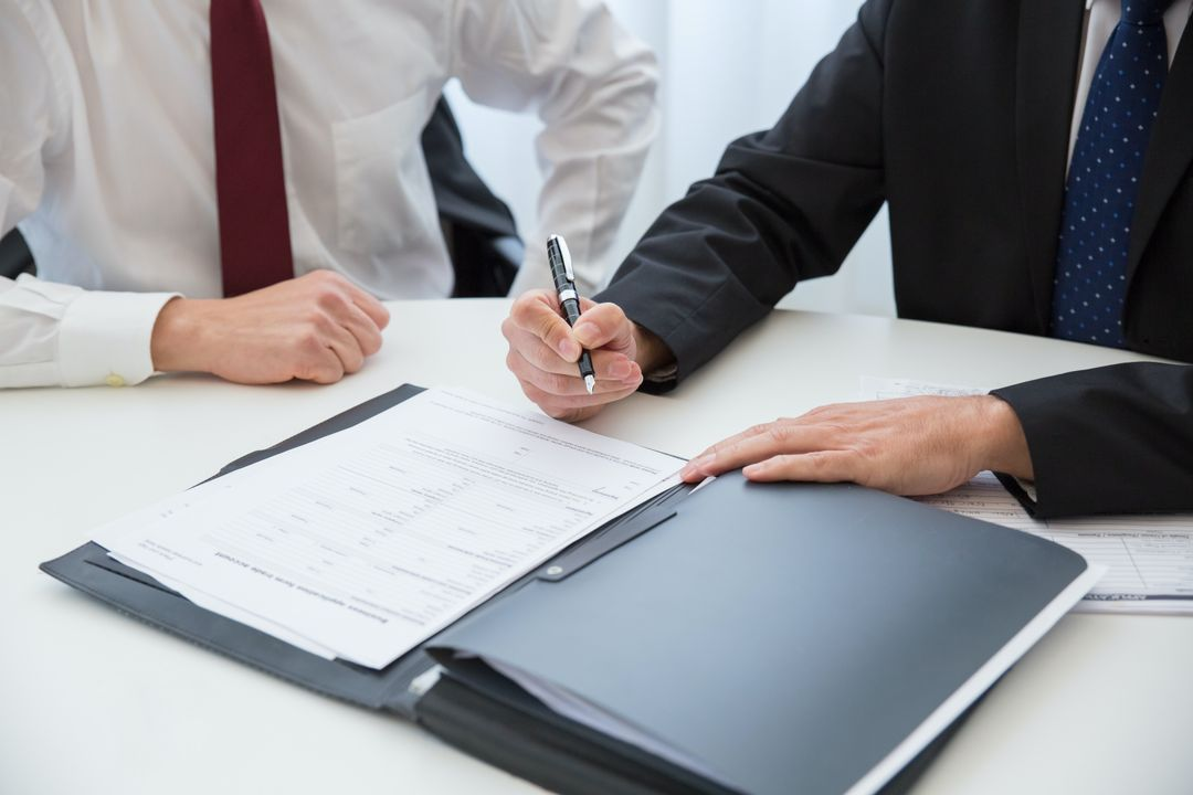 8 Insurance Terms You Need to Know in Chinese